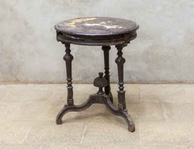 Антикварный чайный столик 19 века