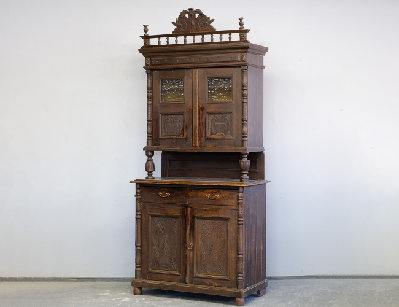 Старинный буфет