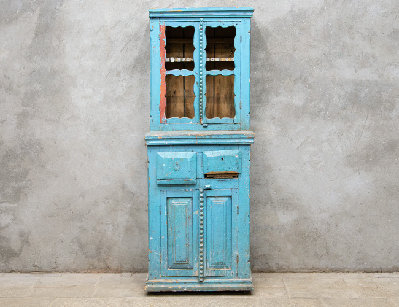 Старинный деревенский буфет