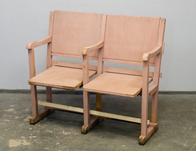 Винтажные театральные кресла