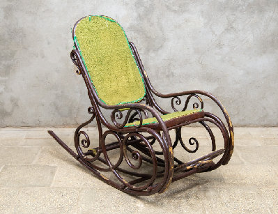 Старинное кресло-качалка