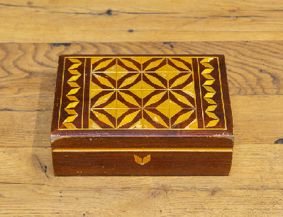 Винтажная шкатулка