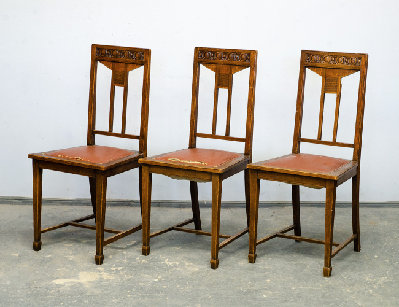 Дубовые стулья в стиле модерн