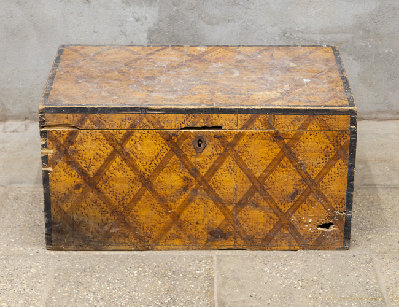Антикварный сундук