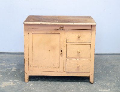 Старинная кухонная тумба
