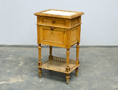 Антикварная тумба 19 века