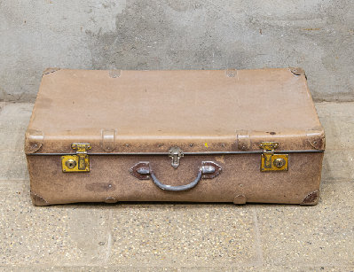 Старинный чемодан