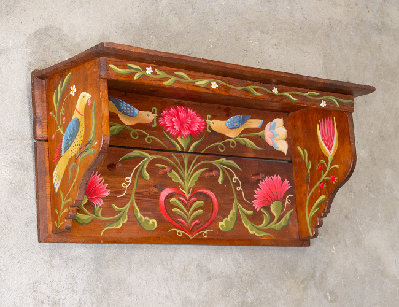 Старинная вешалка с росписью