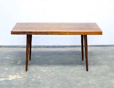 Винтажный журнальный столик