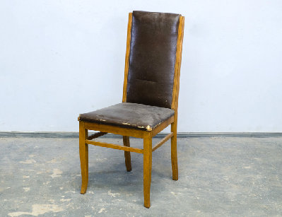 Старинный стул