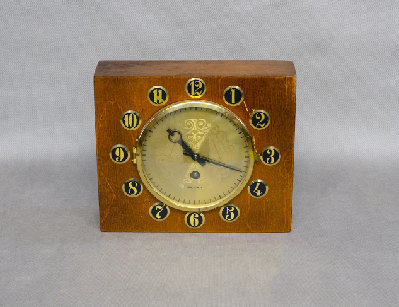 Каминные часы Весна