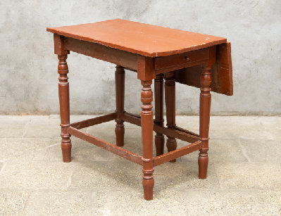 Старинный деревенский стол-книжка