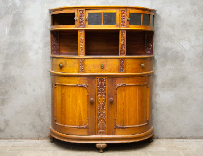 Старинный буфет