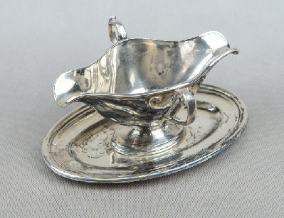 Старинный соусник