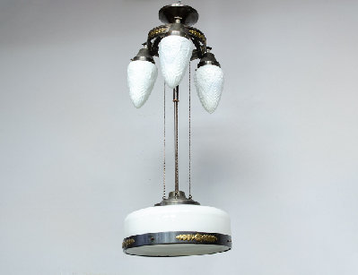 Старинная люстра