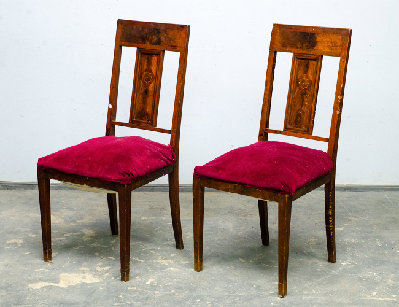 Антикварные стулья красного дерева