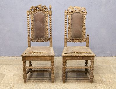 Старинные дубовые стулья 19 века