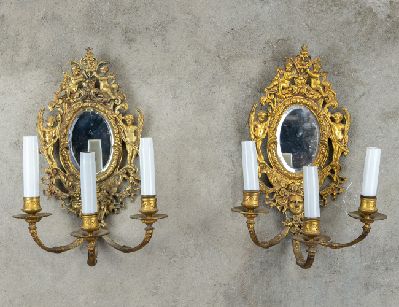 Пара старинных бра с зеркалами