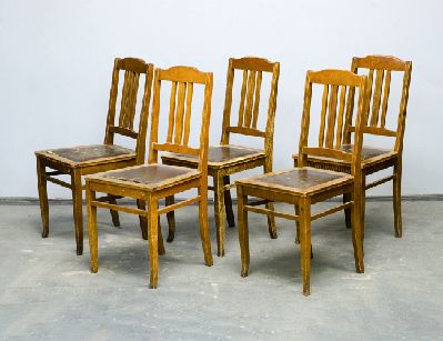 Старинные стулья