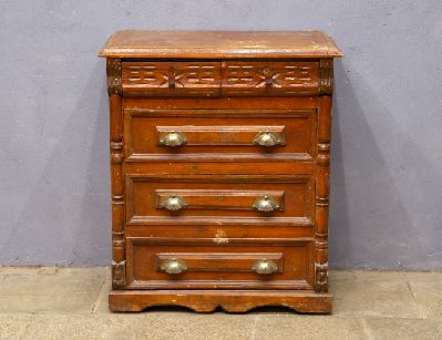 Старинный комод