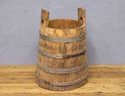 Старинный ушат