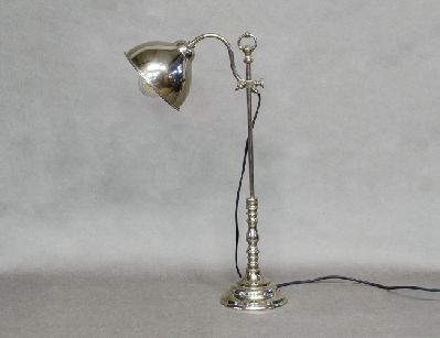 Старинная хромированная настольная лампа