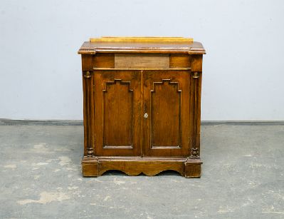 Старинная ореховая угловая тумба