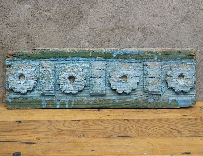 Элемент старинного наличника