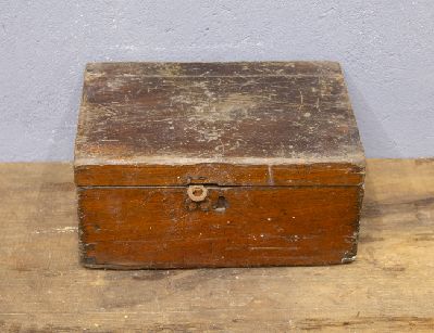 Старинный ларчик