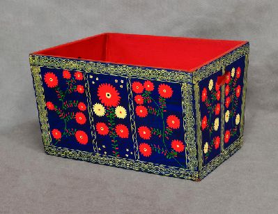 Старинный ящик для вина с росписью