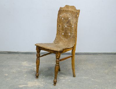 Антикварный стул