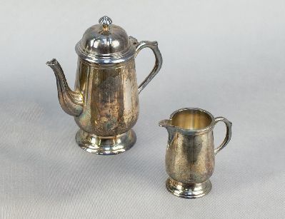 Набор старинной посуды