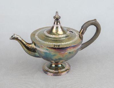 Старинный посеребренный чайник, Ноvard аnd son