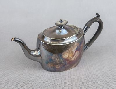 Старинный чайник, Англия