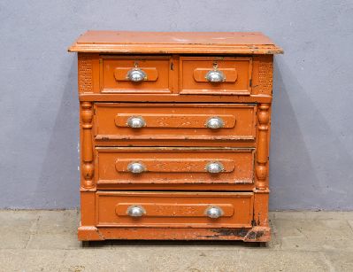 Старинный комод