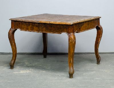 Старинный обеденный стол 19 века