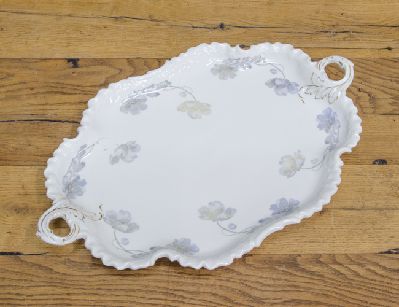Антикварное фарфоровое блюдо в стиле Модерн