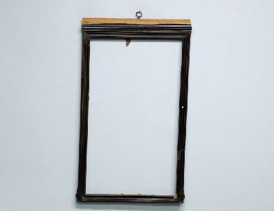 Старинное настенное зеркало