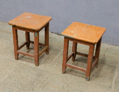 Старинные табуреты