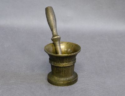 Старинная латунная ступка