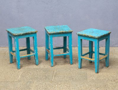 Старинные табуреты