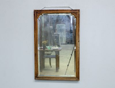 Антикварное зеркало с фацетом