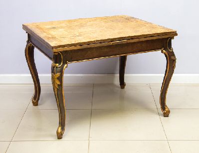 Старинный раскладной обеденный стол