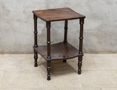 Старинная этажерка