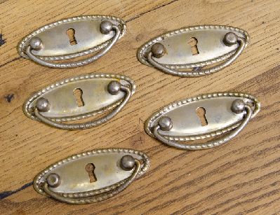 Старинные мебельные ручки