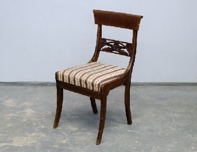 Антикварный стул в стиле бидермайер