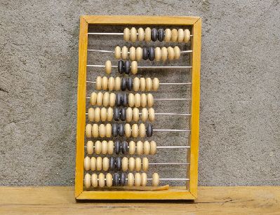 Старинные счеты