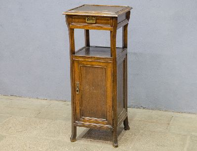 Антикварная тумба для патефона, модерн