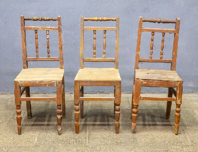 Антикварные деревенские стулья