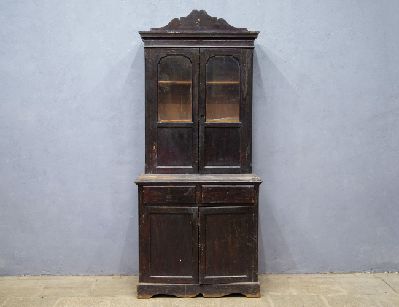 Старинный деревенский буфет